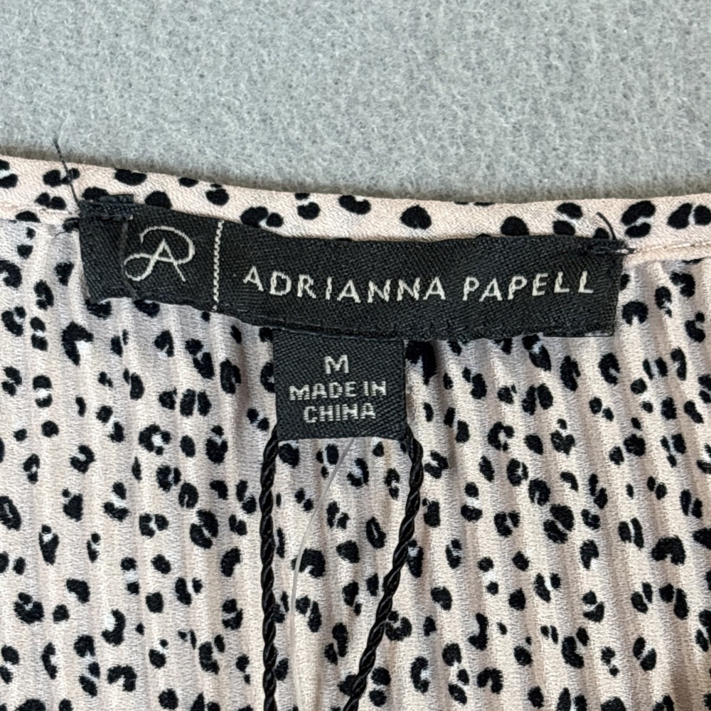 Adrianna Papell Women V Neck Flutter Sleeve Pleat Top NWT $69 Pink/Black Medium - Picture 5 of 13